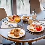 Novotel Centre Hotel 4*