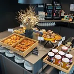 Novotel Centre Hotel 4*