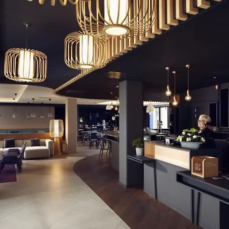Novotel Centre מלון 4*