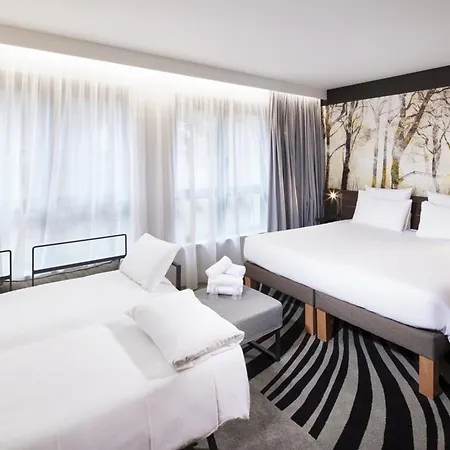 מלון Novotel Centre קולמר