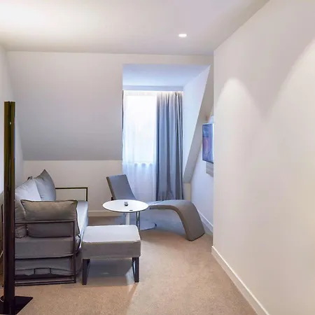 Novotel Centre מלון 4*
