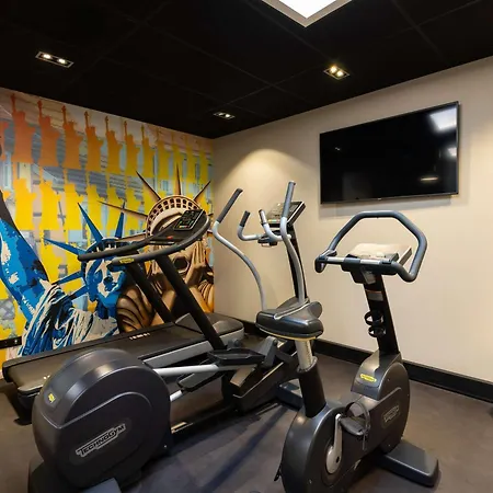Novotel Centre 4* קולמר