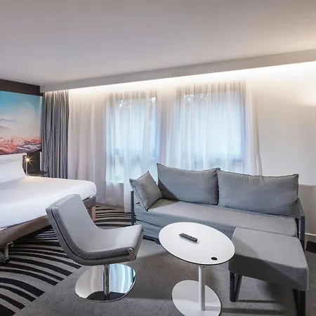 מלון Novotel Centre