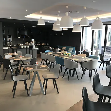 فندق نوفوتيل سويتس سنتر