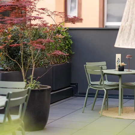 نوفوتيل سويتس سنتر 4*