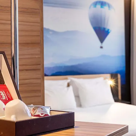 نوفوتيل سويتس سنتر 4* كولمار