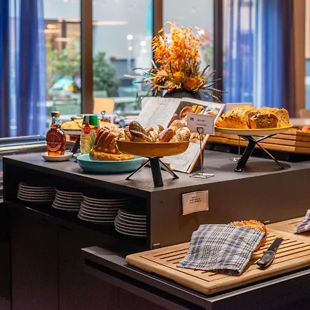 نوفوتيل سويتس سنتر