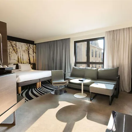 Novotel Centre Hotel