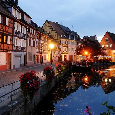 نوفوتيل سويتس سنتر فندق 4*