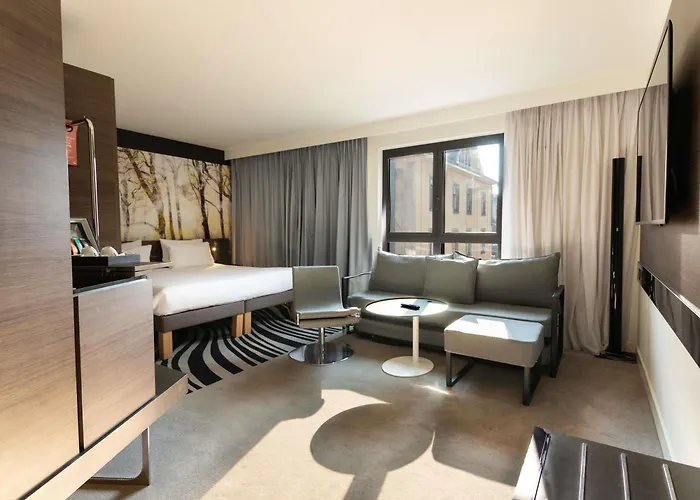 Novotel Centre Отель